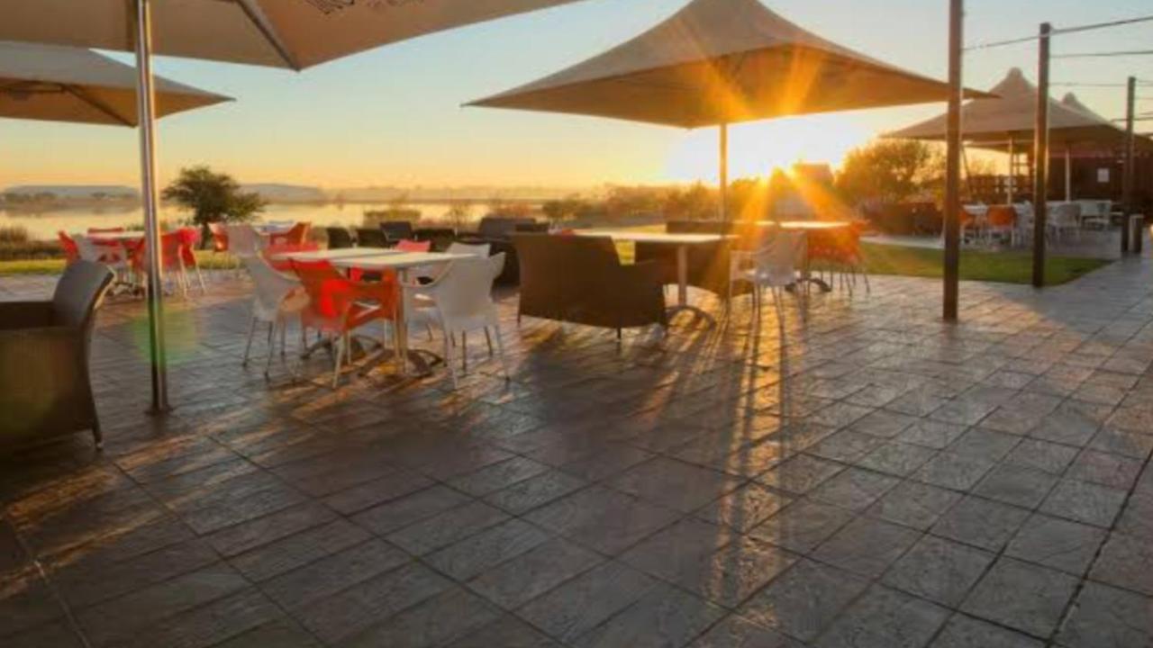 Caza Blanca Apartments Boksburg Εξωτερικό φωτογραφία