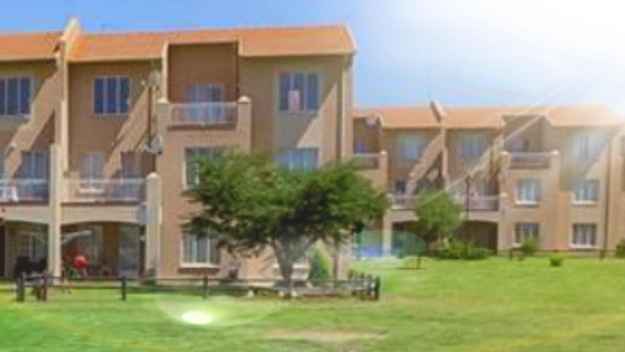 Caza Blanca Apartments Boksburg Εξωτερικό φωτογραφία